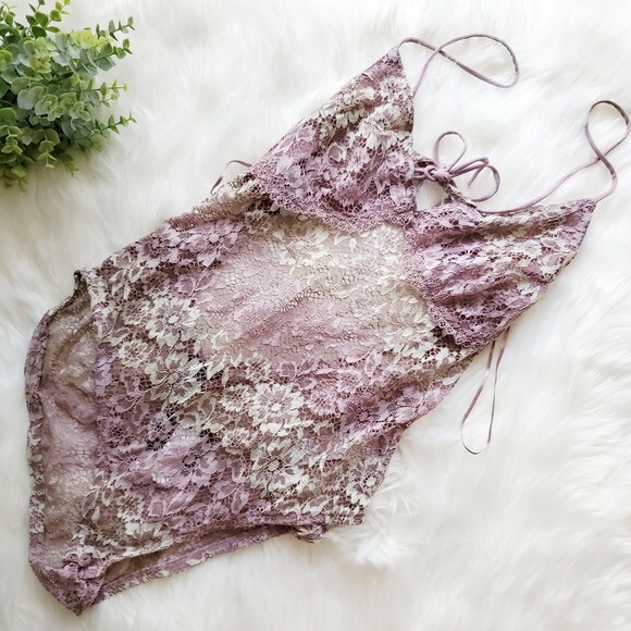 Topshop two tone lace floral bodysuit - Picture 4 of 4